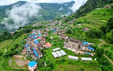 पर्यटक लोभ्याउँदै पोखराको ल्वाङ गाउँ