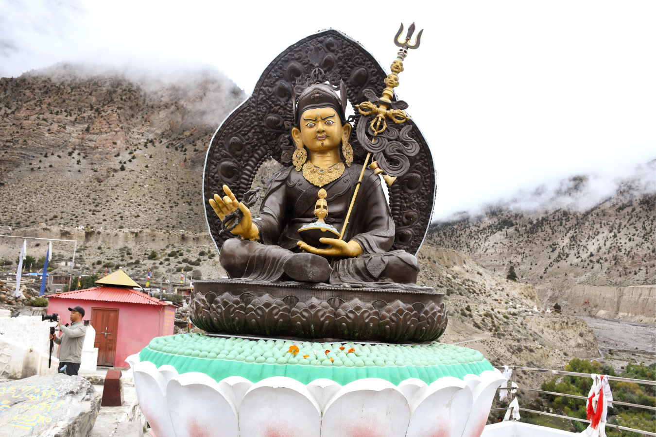 3-Syang-2-1783495287.jpg