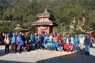 ‘प्रकृतिप्रेमी समूह’को  उदाहरणीय हाइकिङ (तस्बिरहरू)