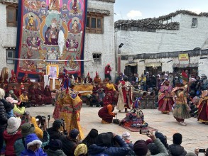 ‘तिजी’ पर्वको दोस्रो दिन मुखुण्डो नृत्यमा झुम्यो लोमन्थाङ (फोटो फिचर)