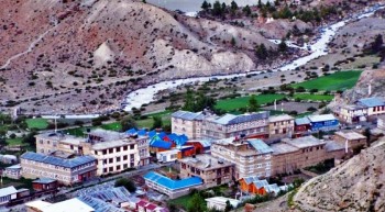 रैथाने बालीमा आत्मनिर्भर बन्दै मनाङ