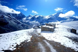 अन्नपूर्ण पदमार्ग सुनसान बन्दा व्यवसायी निराश