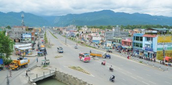 गुलजार बन्दै बुटवल बजार