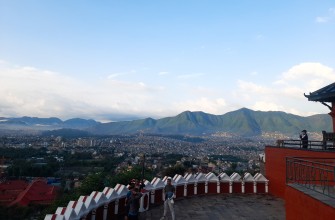 मुस्कुराए डाँडापाखा, लजायाे काठमाडाैं (तस्बिरहरू)