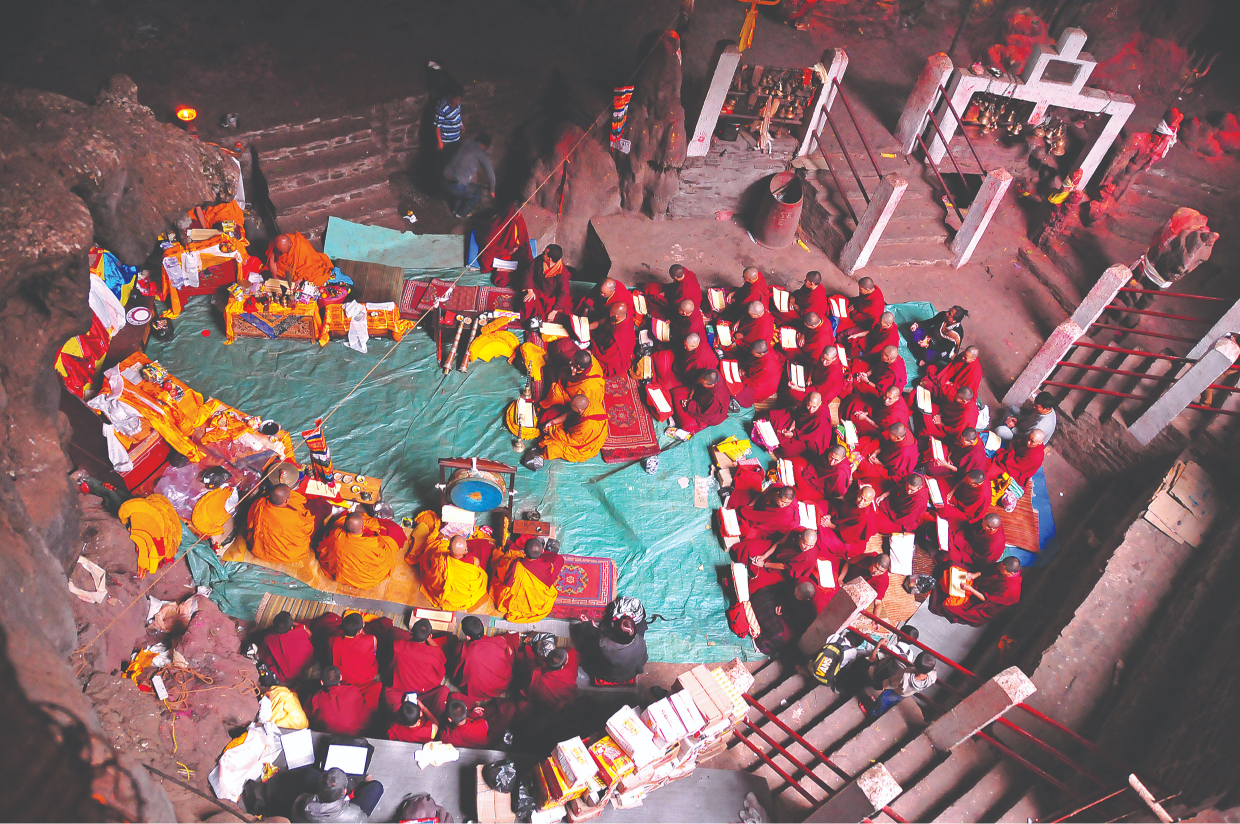 4-Halesi-Cave-Khotang-1791794147.jpg