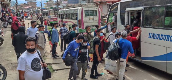 पाँच दिनमा राजधानीबाट झण्डै १.९ लाख यात्रु बाहिरिए