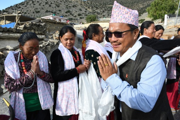 मन त उँभोउँभो घरपझोङमै छोडी आएँ