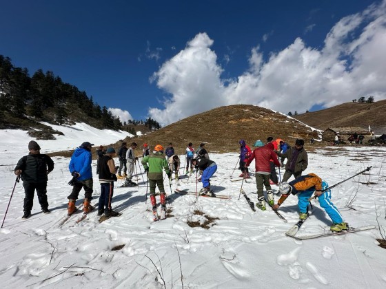 कालीकोटमा स्की तालिम सुरु