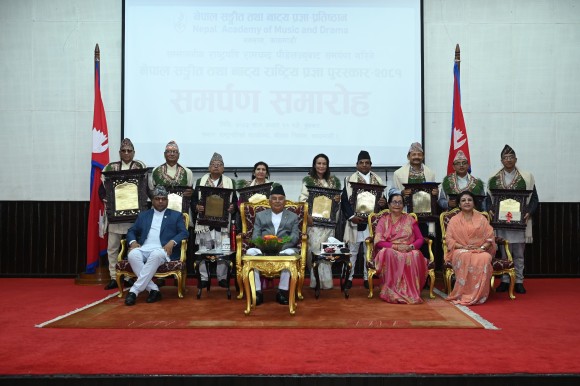 ‘स्रष्टाहरूकाे साधनाले नेपालकाे साहित्यिक र सांस्कृतिक यात्रा बाँचेकाे छ’