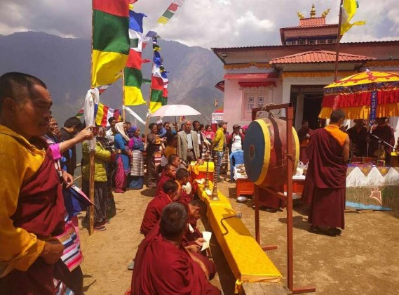 स्थापना दिवसमा वृहत धार्मिक कार्यक्रम आयोजना गर्दै गौरीशंकरकाे ने टासी ञिङ्मा छोलिङ गुम्बा