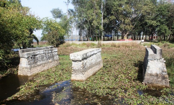 कल्भर्ट निर्माण नहुँदा कृषि उपज ढुवानी गर्न सास्ती