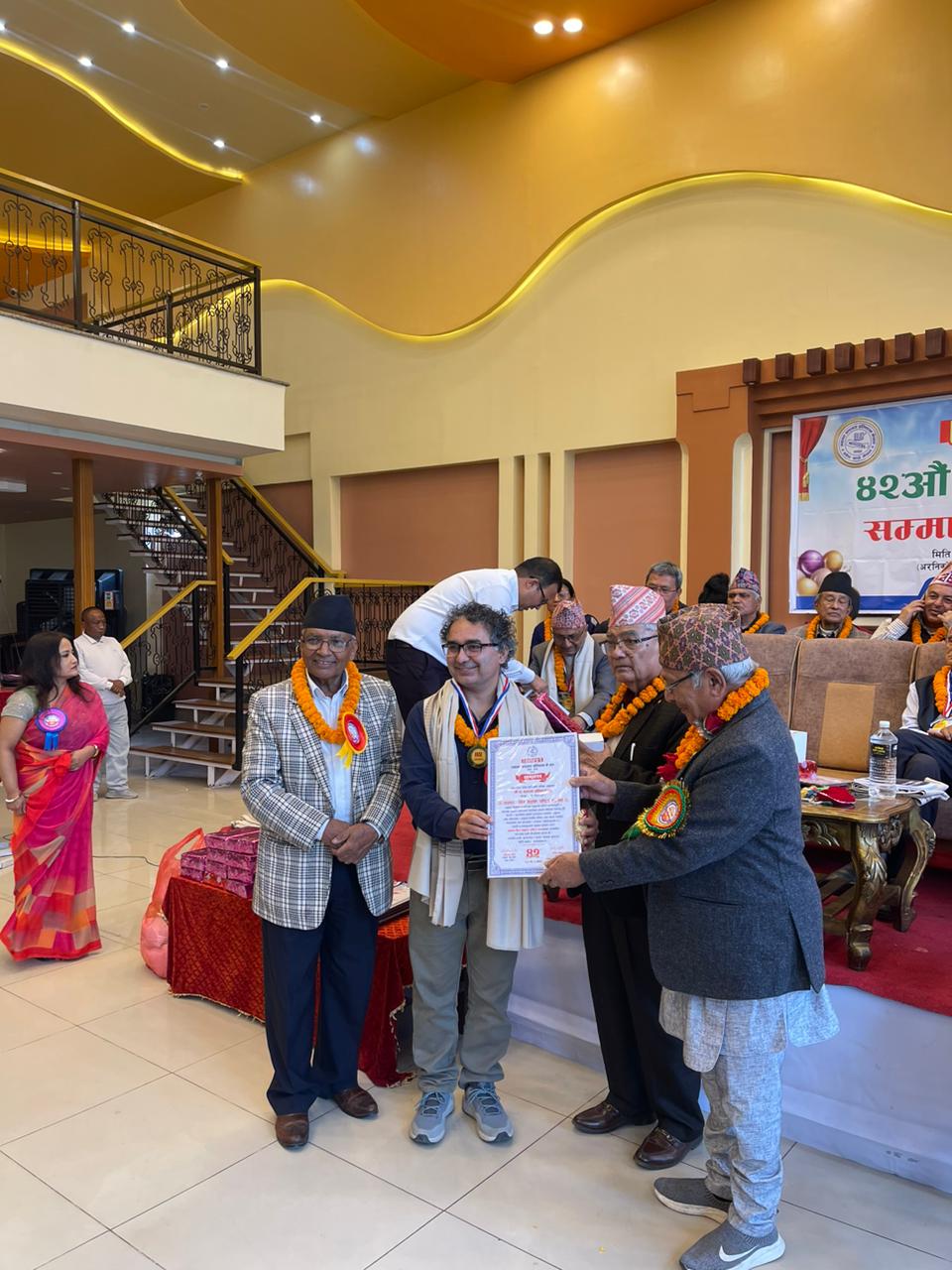 दश स्रष्टालाई ‘जनमत वाङ्मय प्रतिष्ठान’ को सम्मान