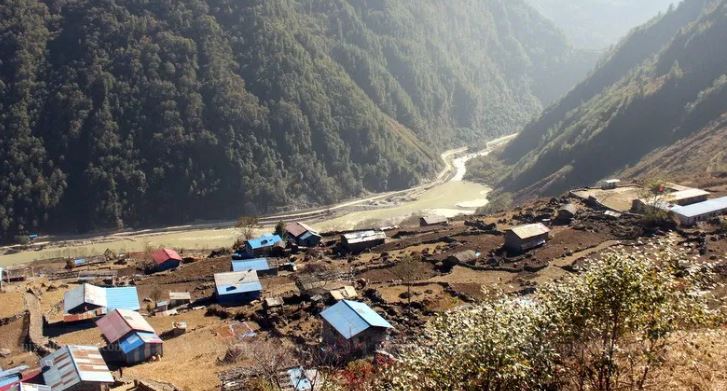 किमाथाङ्का नाका बन्द हुँदा सङ्खुवासभामा खाद्यान्न अभाव