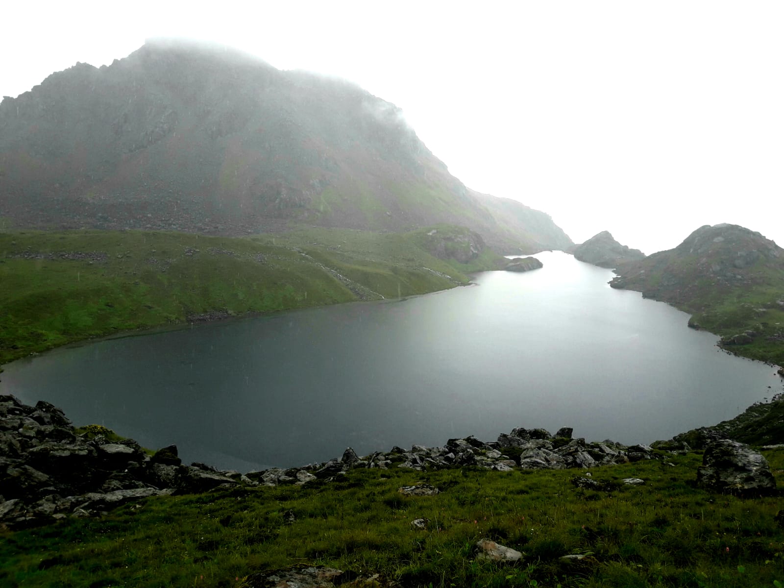 Mhemhe-pokhari-(7)-1755043987.jpeg