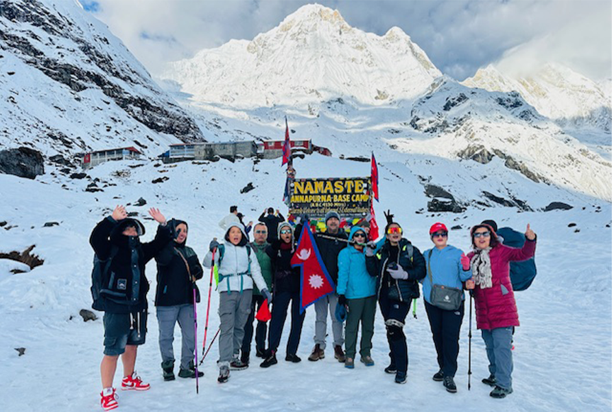 हिमालको तृष्णासँग हृदयको यात्रा