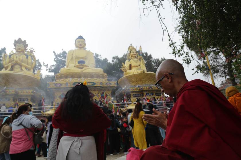 आज बुद्ध जयन्तीको अवसरमा देशभरका बौद्ध तीर्थस्थलमा दर्शनार्थीको घुइँचो