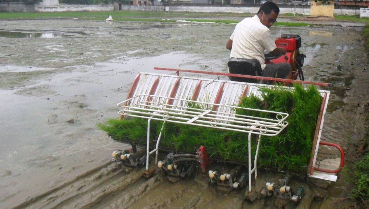 किसान आकर्षित गर्न प्रविधिमा जोड दिइँदै