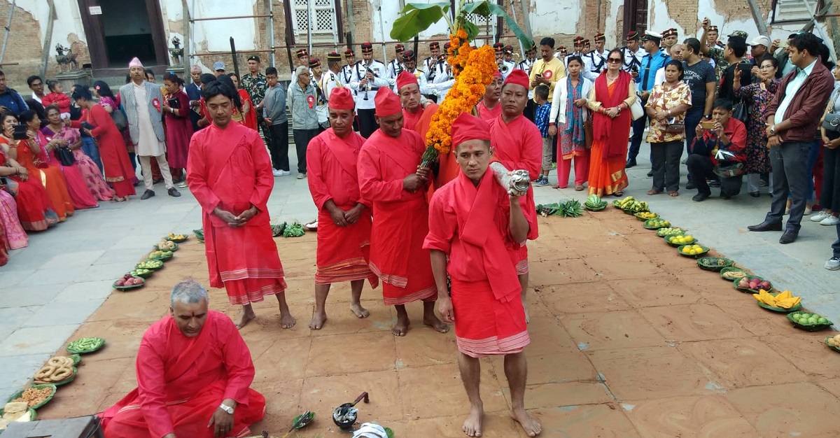आज घर घरमा फूलपाती भित्र्याइँदै