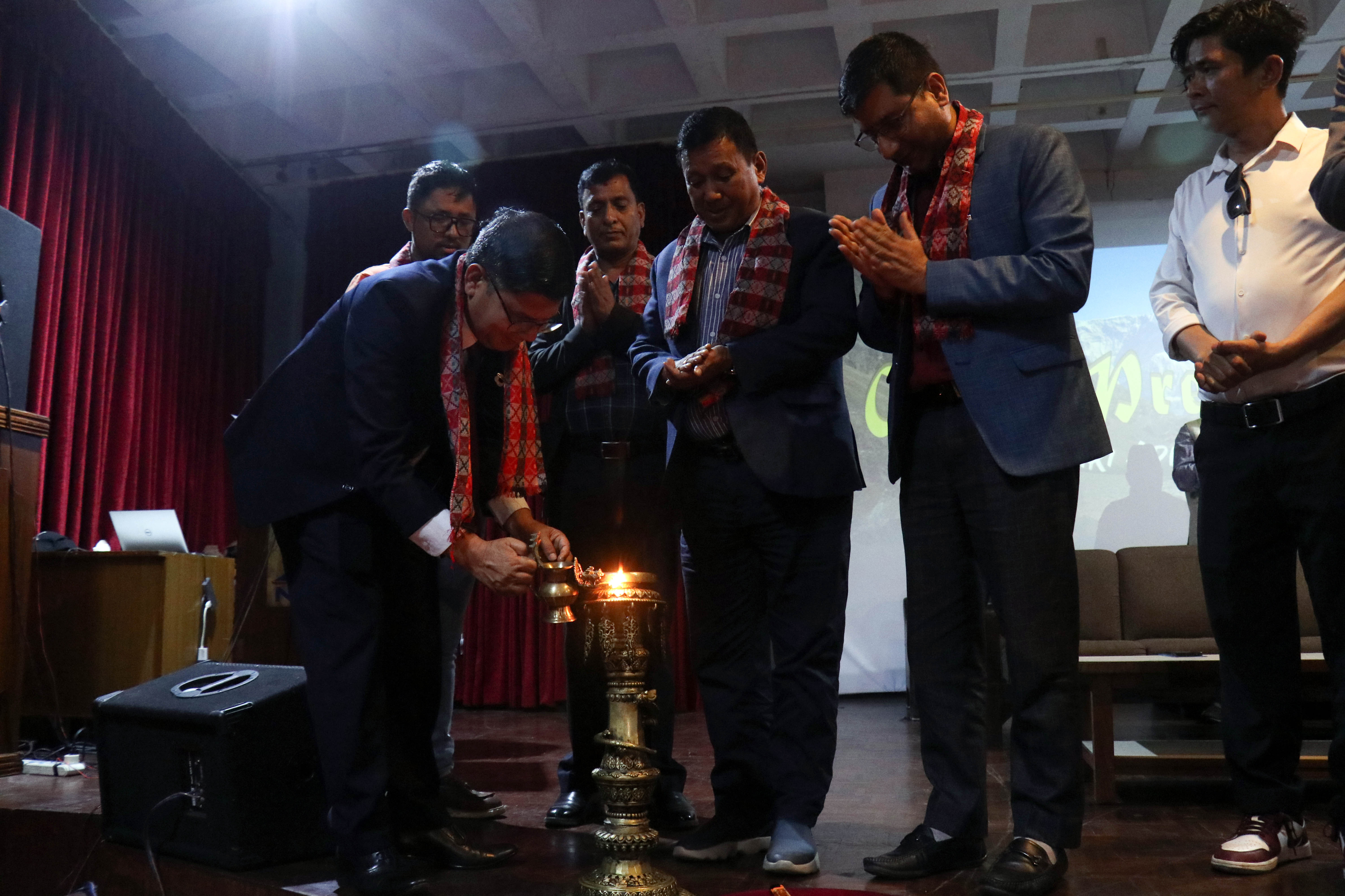jiri-advenger-pradarshani--12-1749997933.jpg