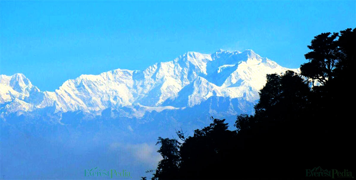 चाँदी झै टल्कने हिमालको दृष्यसँगै सूर्योदय हेर्न ‘पाटेनागी’