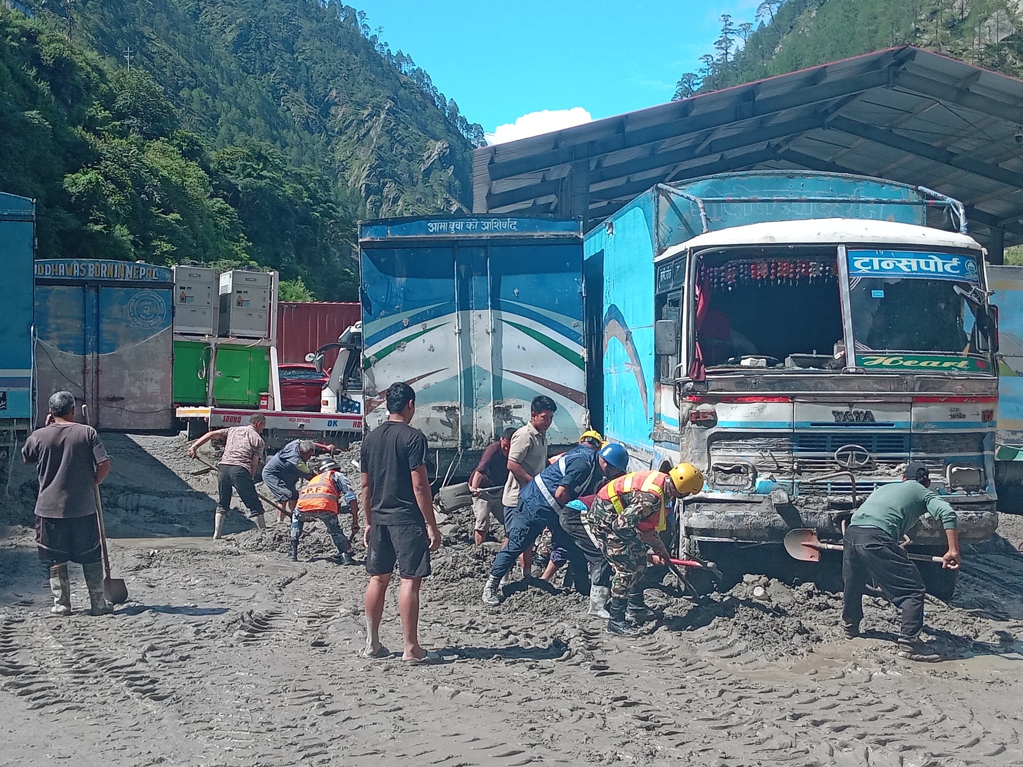 कैलाश मानसराेवर यात्राका लागि वैकल्पिक नाका खोल्न सरकारसँग माग